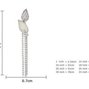 Mankins Shell Tassel Design Earrings (silver)