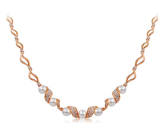 Rigant Crystal & Pearl Decorated Alloy Necklace (Rose Gold)